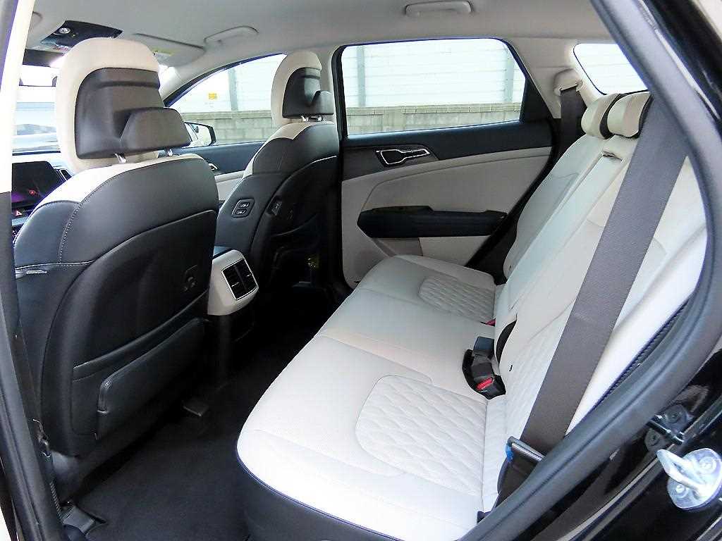 KIA Sportage - Vista 6