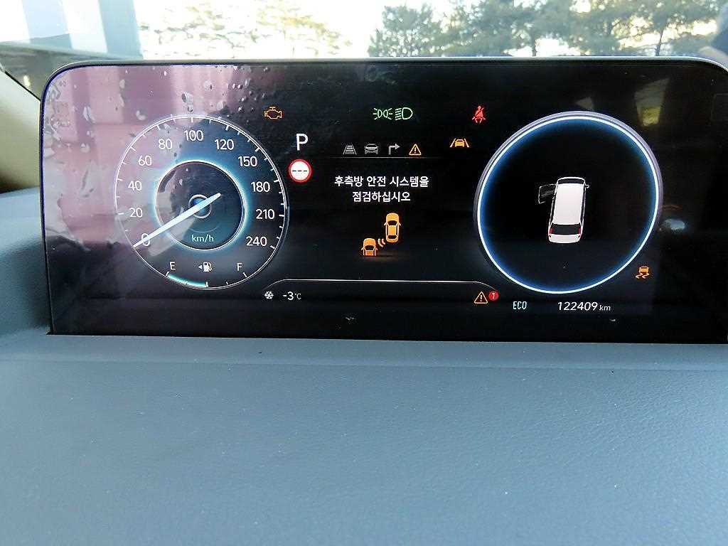 HYUNDAI Staria - Vista 9