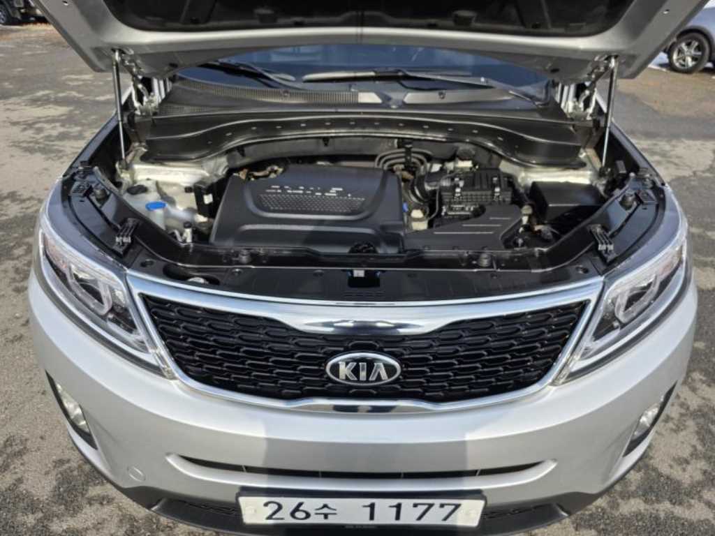 KIA Sorento - Vista 9