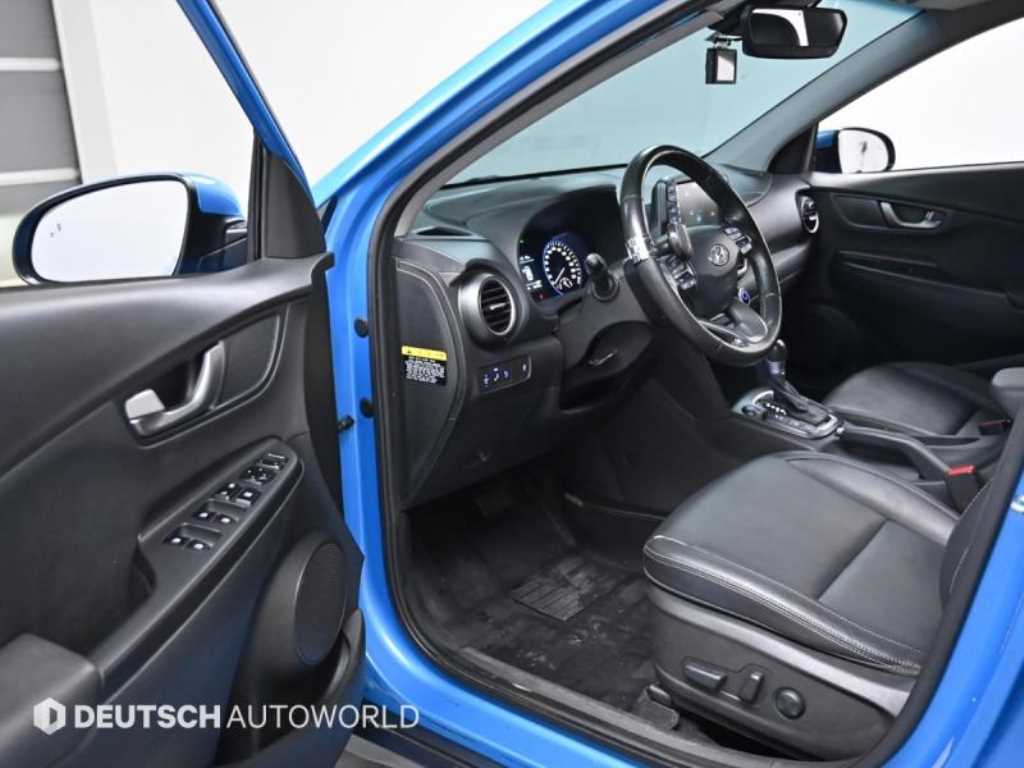 HYUNDAI Kona - Vista 11