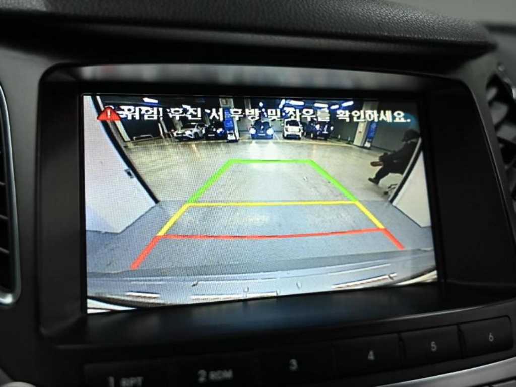 HYUNDAI Grandeur - Vista 10