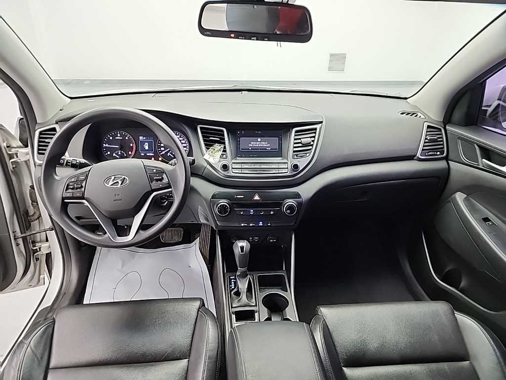 HYUNDAI Tucson - Vista 7