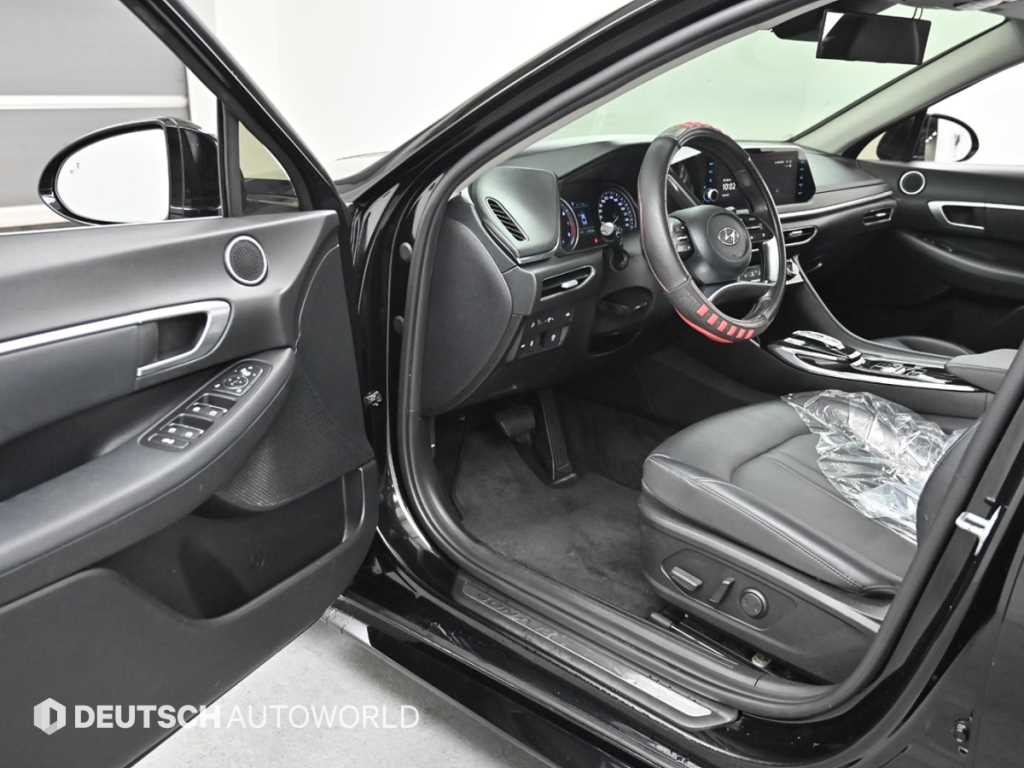 HYUNDAI Sonata - Vista 11