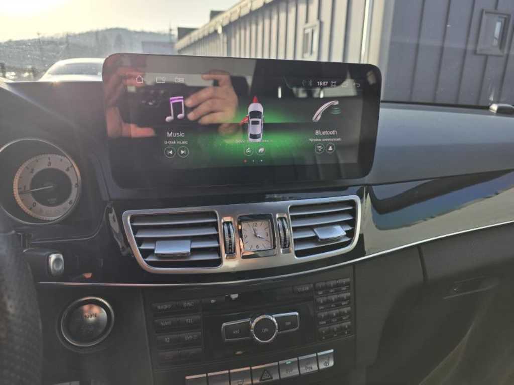 Mercedes Benz E class 2014 Plateado - Importación desde Corea - HF Imports Iquique - Foto 16