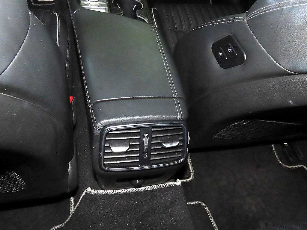 Genesis G70 2018 Plateado - Importación desde Corea - HF Imports Iquique - Foto 13