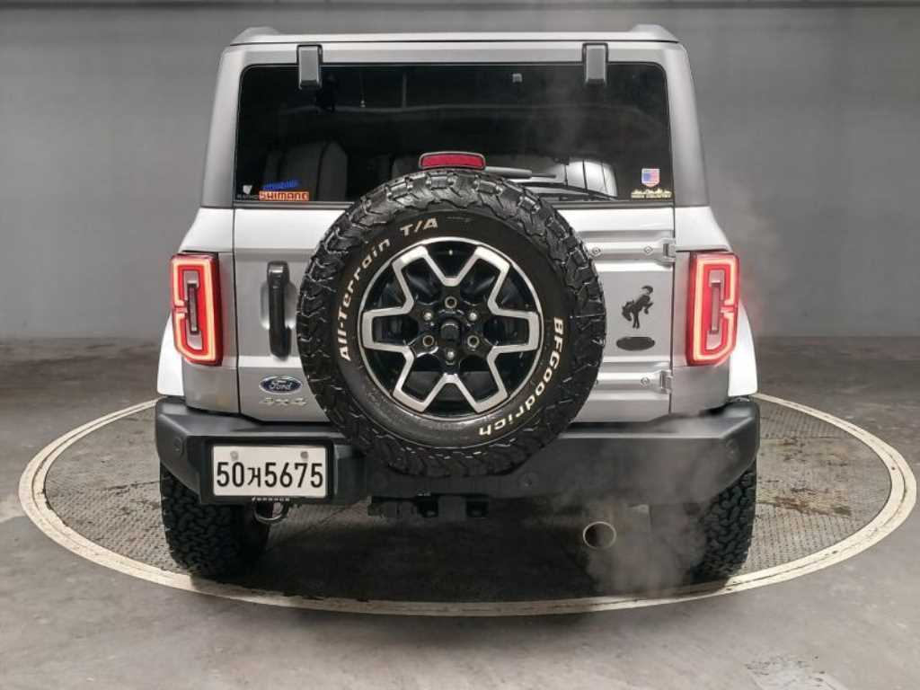 Ford Bronco - Vista 5