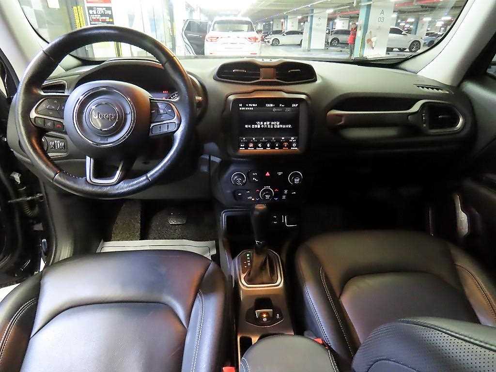 Jeep Renegade - Vista 10