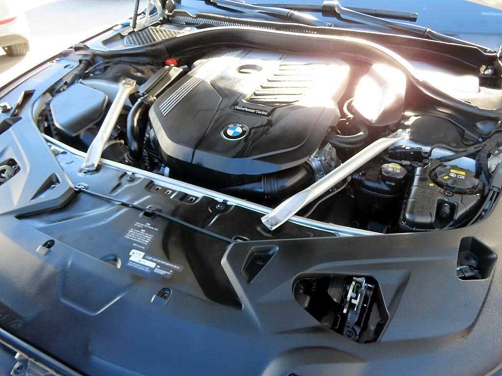 BMW 8 Series 2020 Blanco - Importación desde Corea - HF Imports Iquique - Foto 18