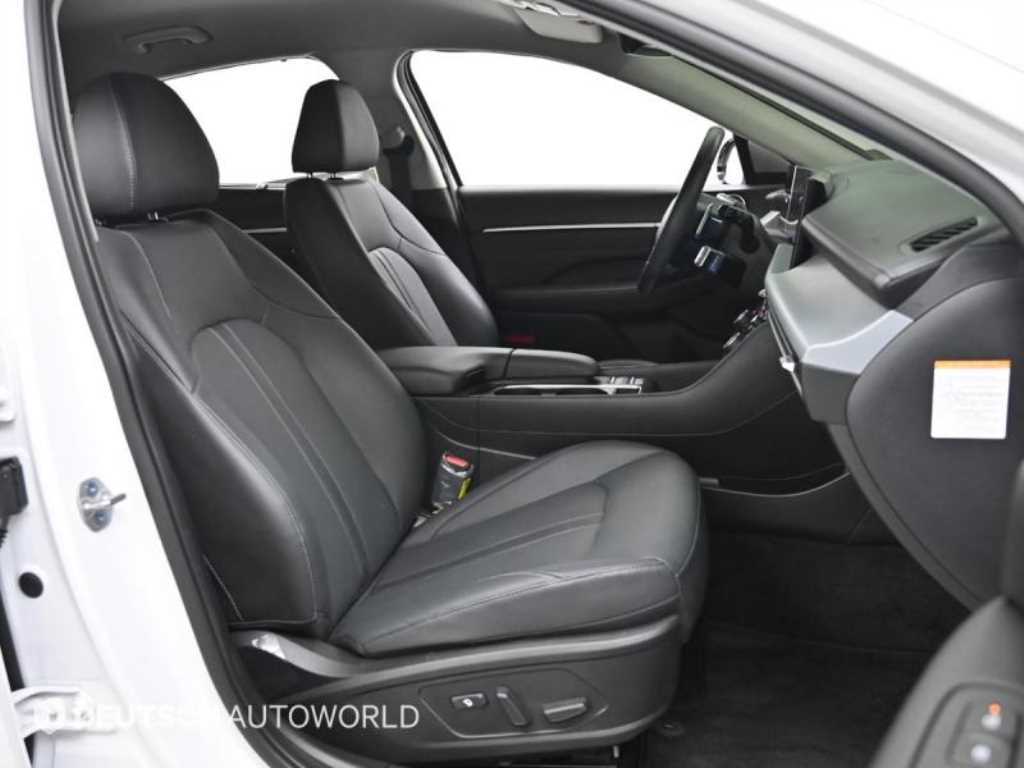 HYUNDAI Sonata - Vista 10