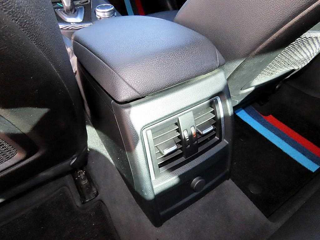 BMW 3 series 2017 Blanco - Importación desde Corea - HF Imports Iquique - Foto 17