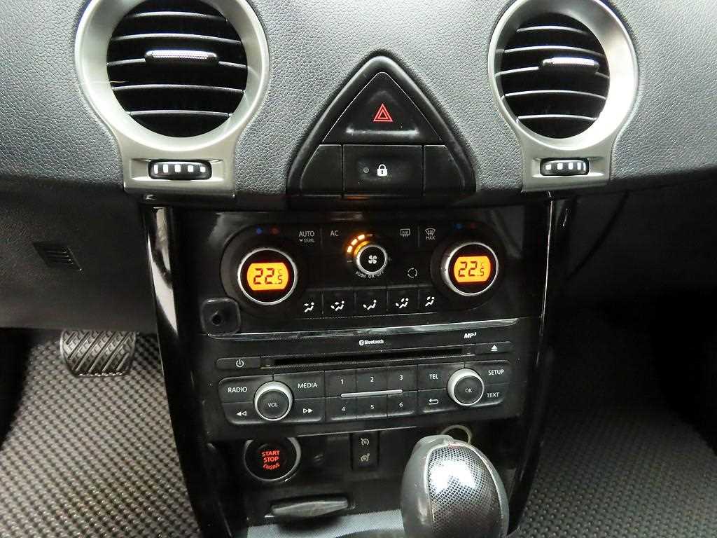 SAMSUNG QM5 - Vista 9