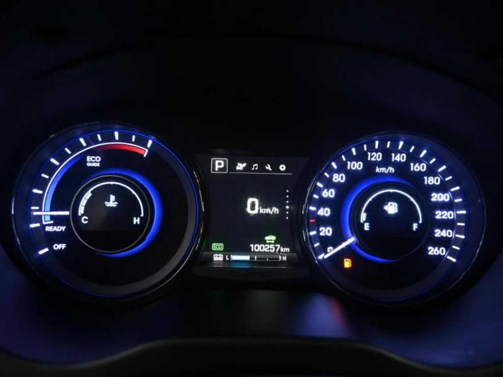 HYUNDAI Grandeur - Vista 7