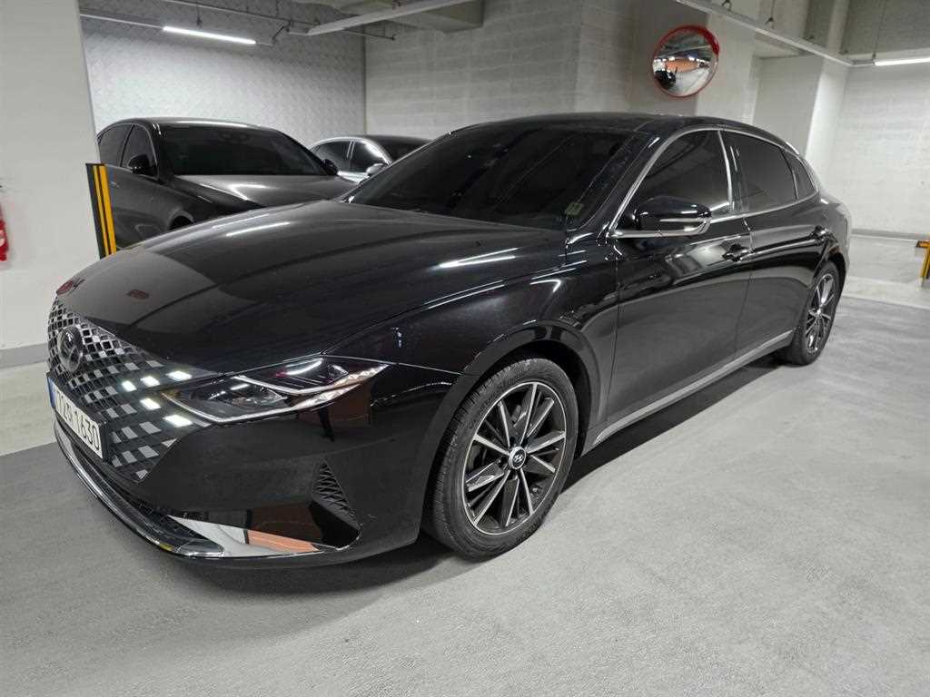 HYUNDAI Grandeur - Vista 2