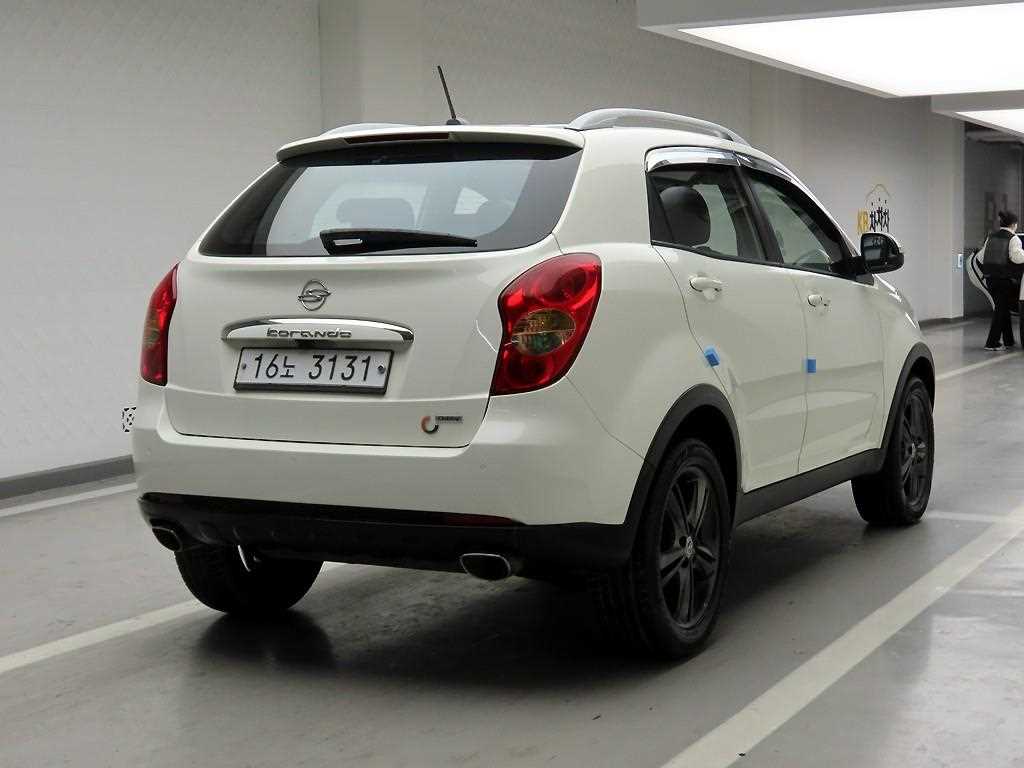 Ssangyong Korando - Vista 4