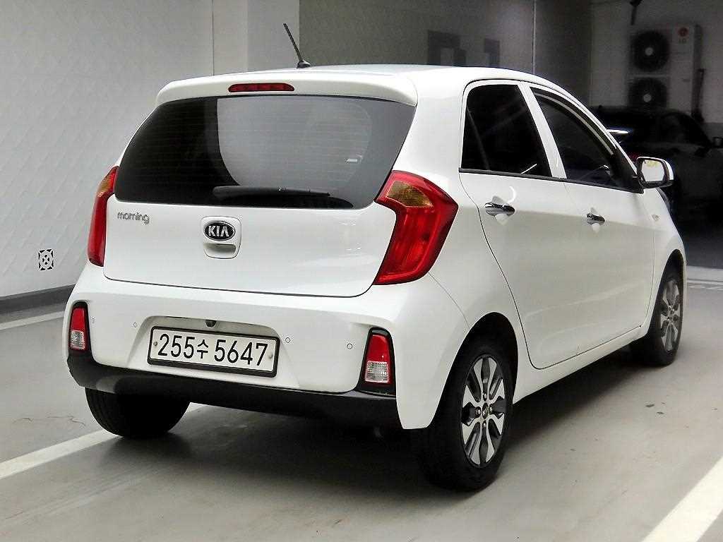 KIA Morning - Vista 4