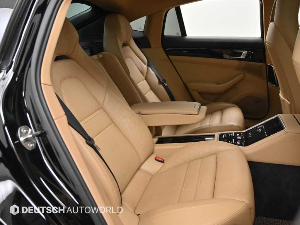 Porsche Panamera - Vista 12