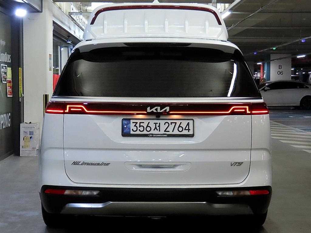 KIA Carnival - Vista 5