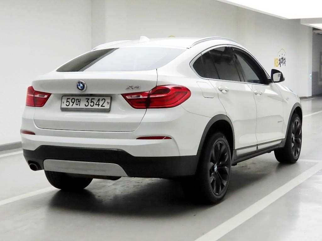 BMW X4 - Vista 4