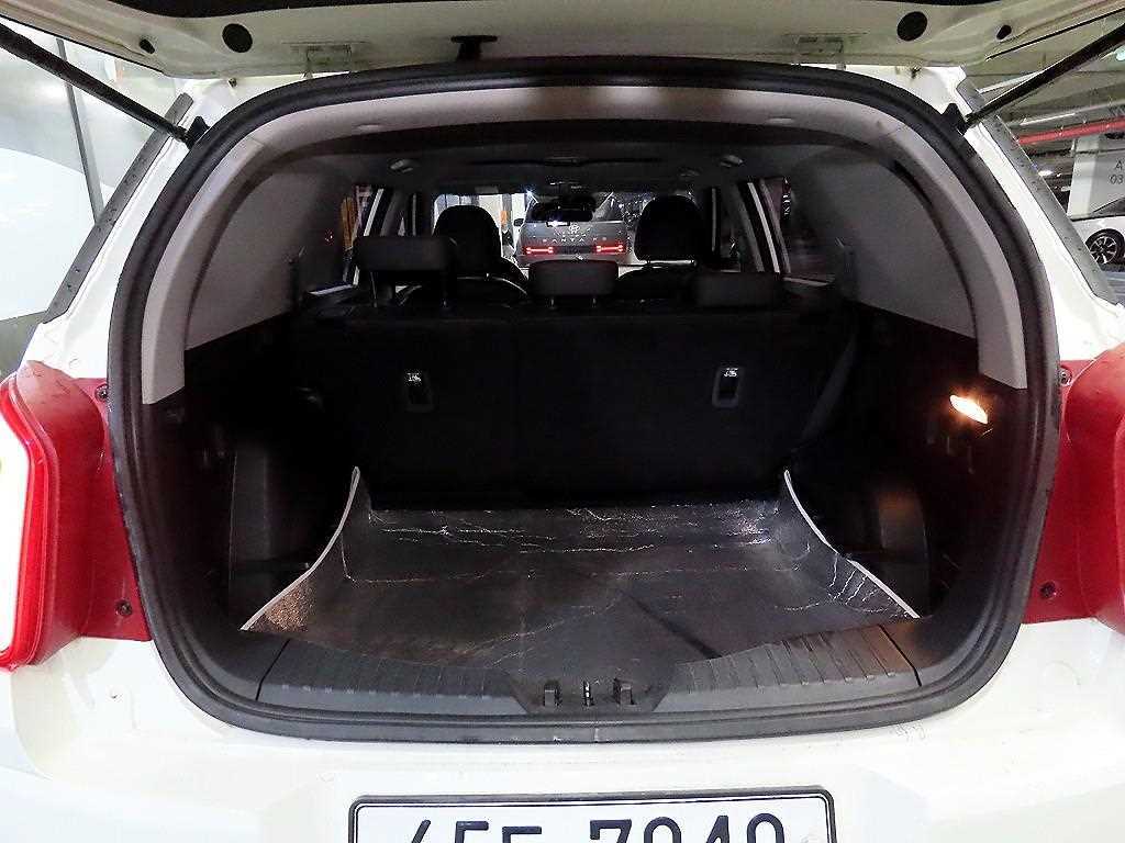 Ssangyong Tivoli 2017 Blanco - Importación desde Corea - HF Imports Iquique - Foto 18