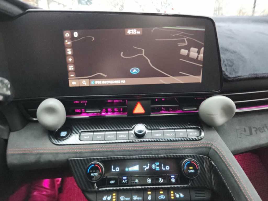 HYUNDAI Avante - Vista 11