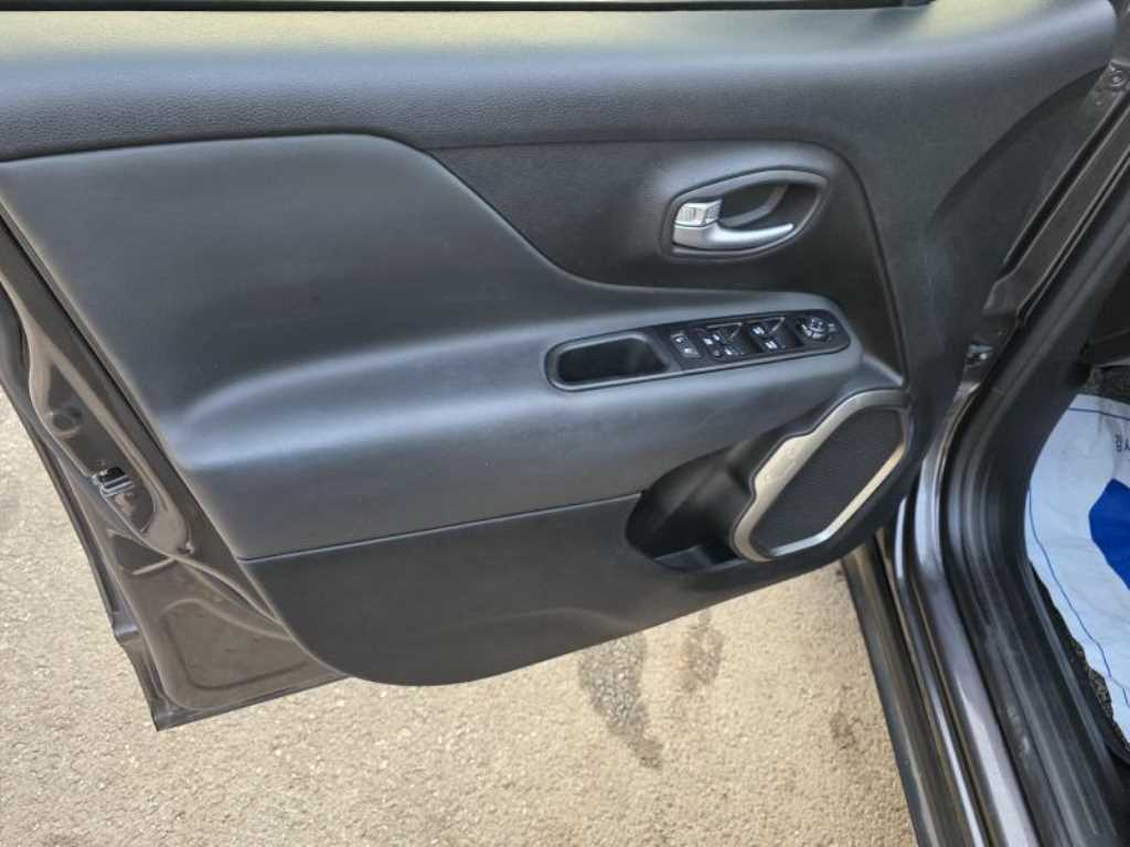 Jeep Renegade - Vista 10