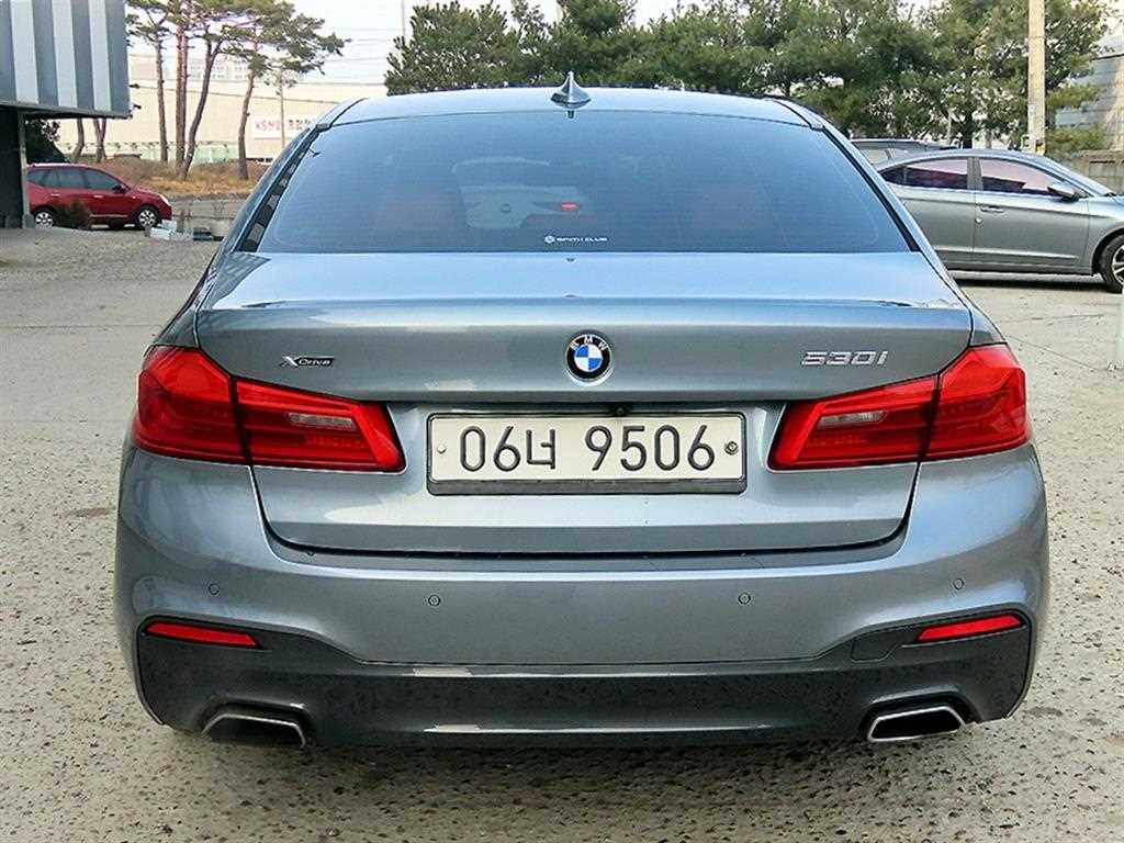 BMW 5 Series - Vista 4