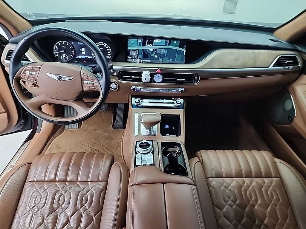 Genesis G90 - Vista 7