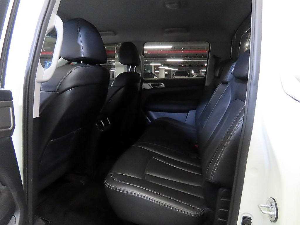 Ssangyong Rexton - Vista 7