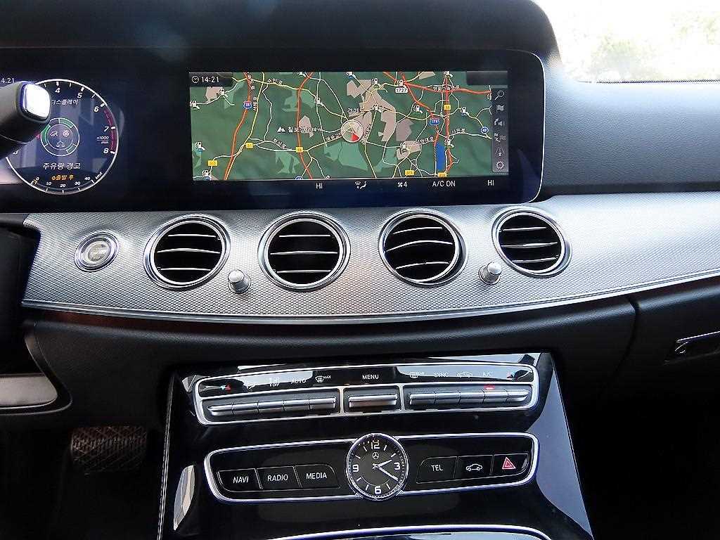 Mercedes Benz E class 2017 Blanco - Importación desde Corea - HF Imports Iquique - Foto 14