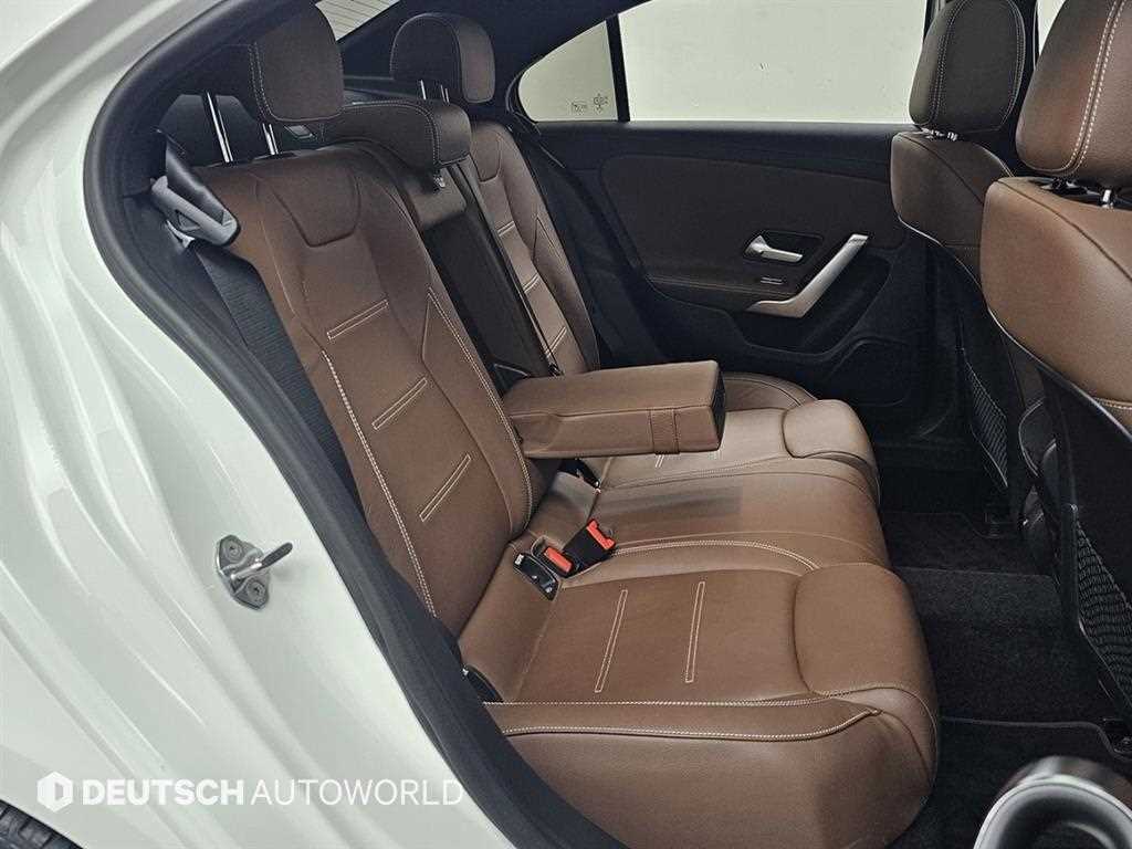 Mercedes Benz A Class - Vista 12