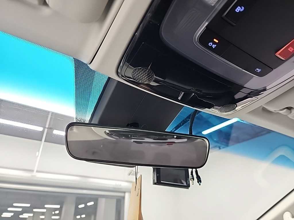 HYUNDAI Staria 2022 Blanco - Importación desde Corea - HF Imports Iquique - Foto 17