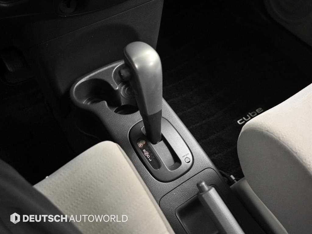 Nissan Cube - Vista 9