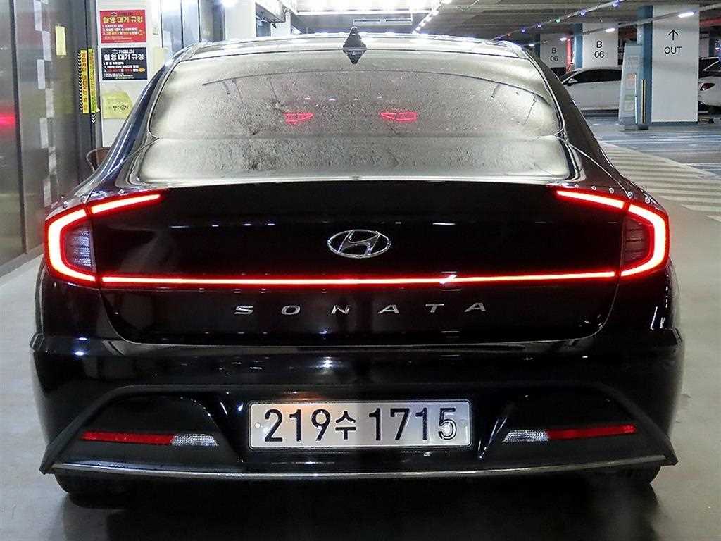 HYUNDAI Sonata - Vista 5