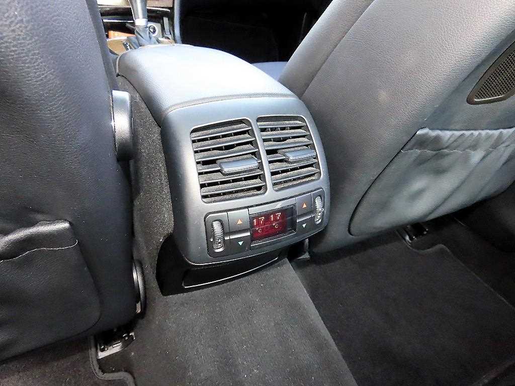 Mercedes Benz E class 2009 Negro - Importación desde Corea - HF Imports Iquique - Foto 16