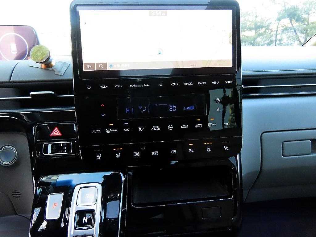 HYUNDAI Staria 2023 Blanco - Importación desde Corea - HF Imports Iquique - Foto 13