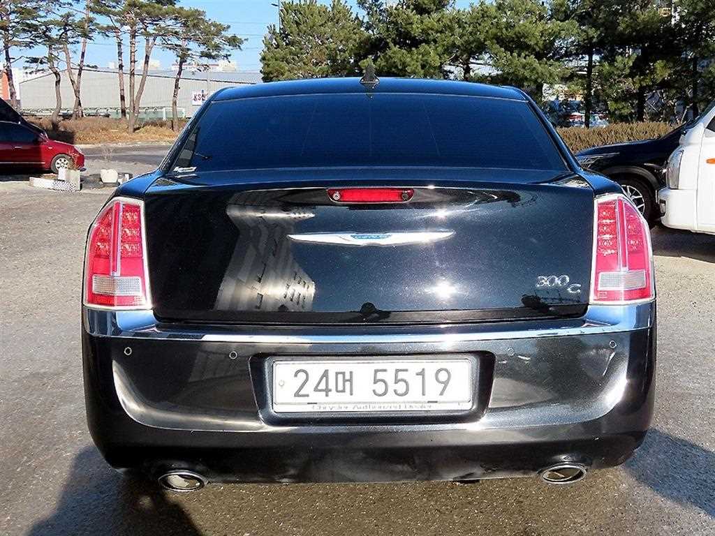 Chrysler 300C - Vista 4