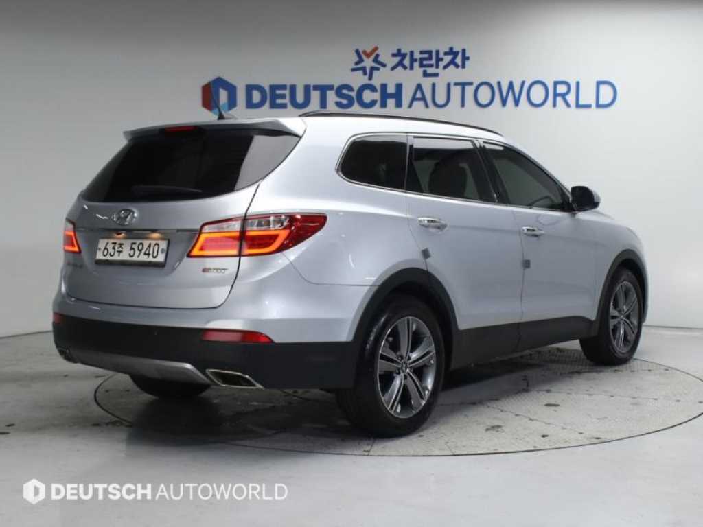 HYUNDAI Maxcruz - Vista 2