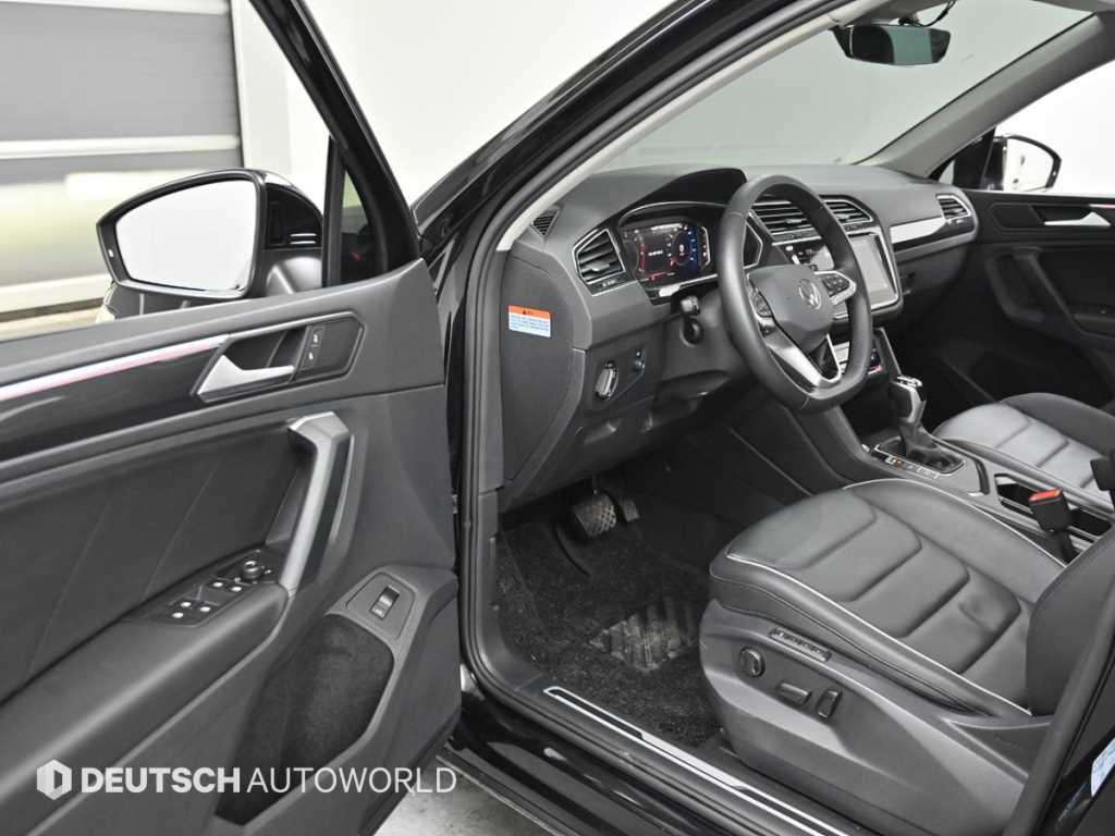 Volkswagen Tiguan - Vista 11