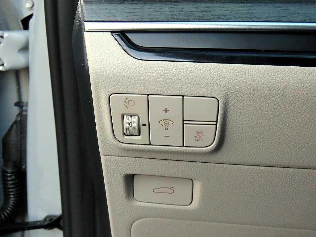 KIA K5 2024 Gris - Importación desde Corea - HF Imports Iquique - Foto 13