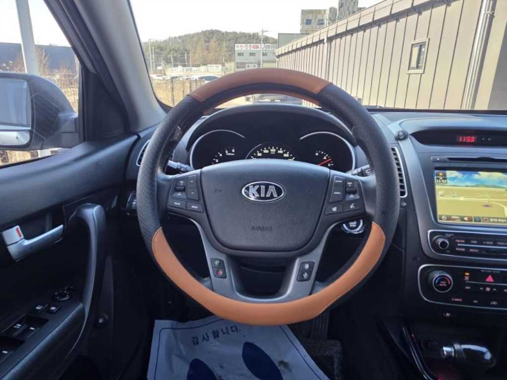 KIA Sorento - Vista 9