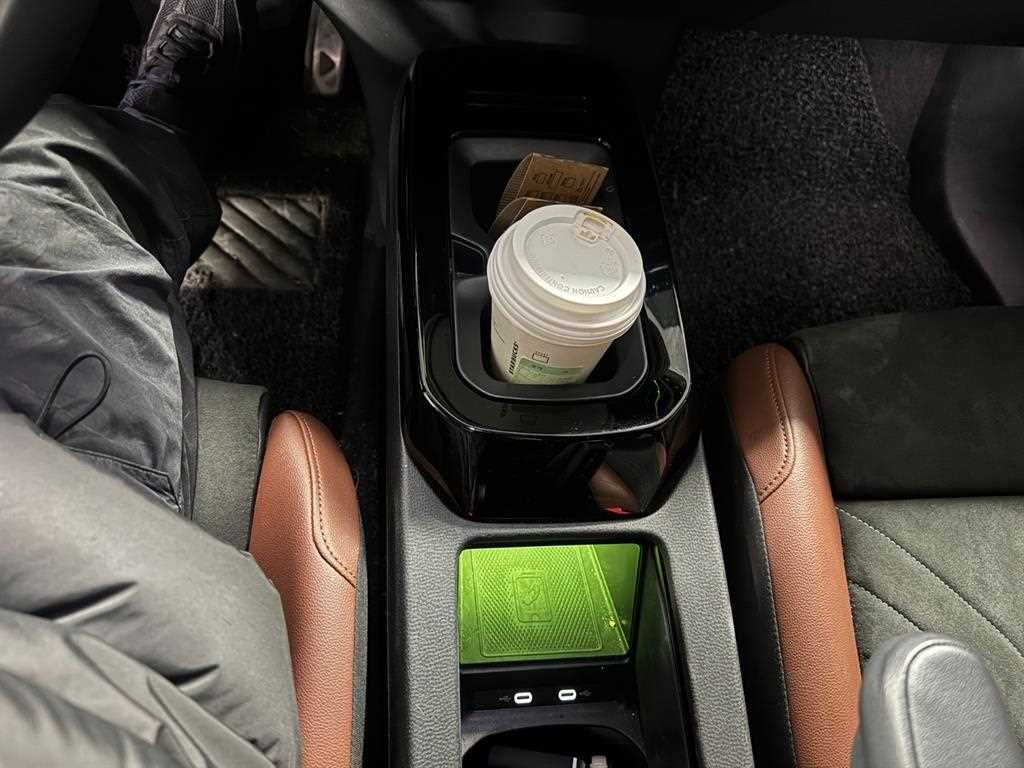 Volkswagen ID.4 - Vista 10