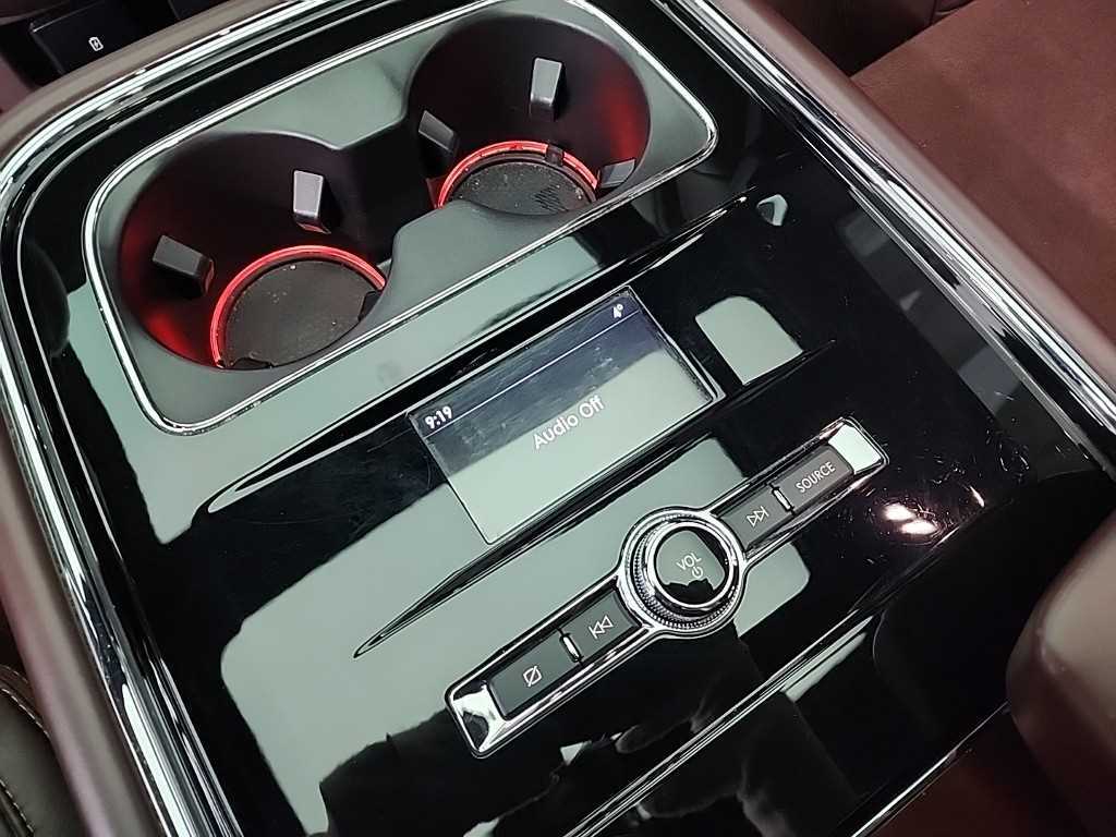 Lincoln Navigator 2019 Negro - Importación desde Corea - HF Imports Iquique - Foto 13