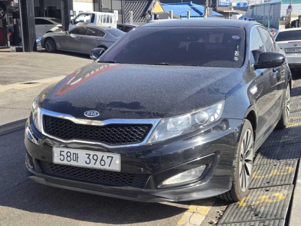 KIA K5 2011 Negro - Importación desde Corea - HF Imports Iquique - Foto 1