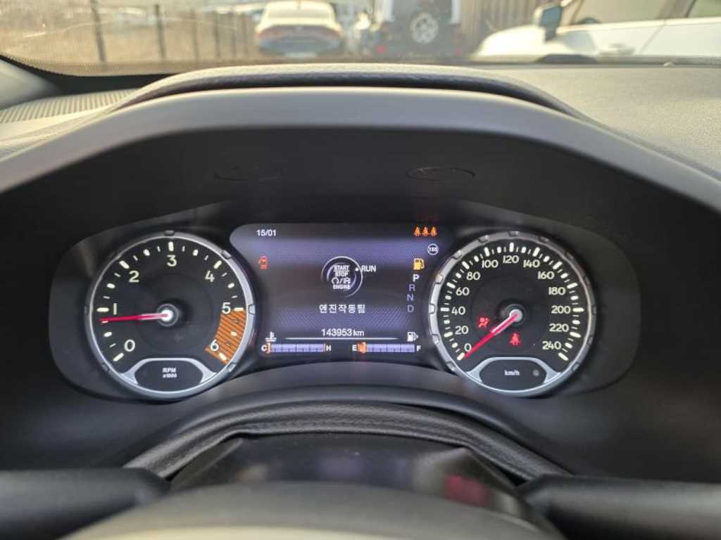 Jeep Renegade - Vista 12