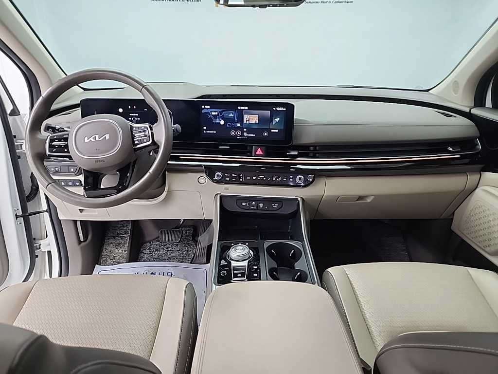 KIA Carnival - Vista 7