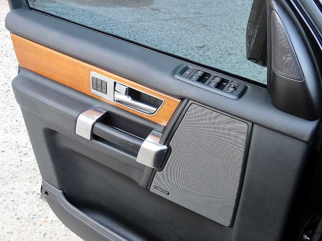 Land Rover Discovery - Vista 11