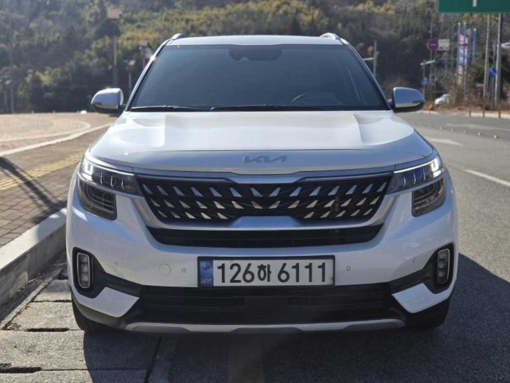 KIA Seltos 2023 Blanco - Importación desde Corea - HF Imports Iquique - Foto 1