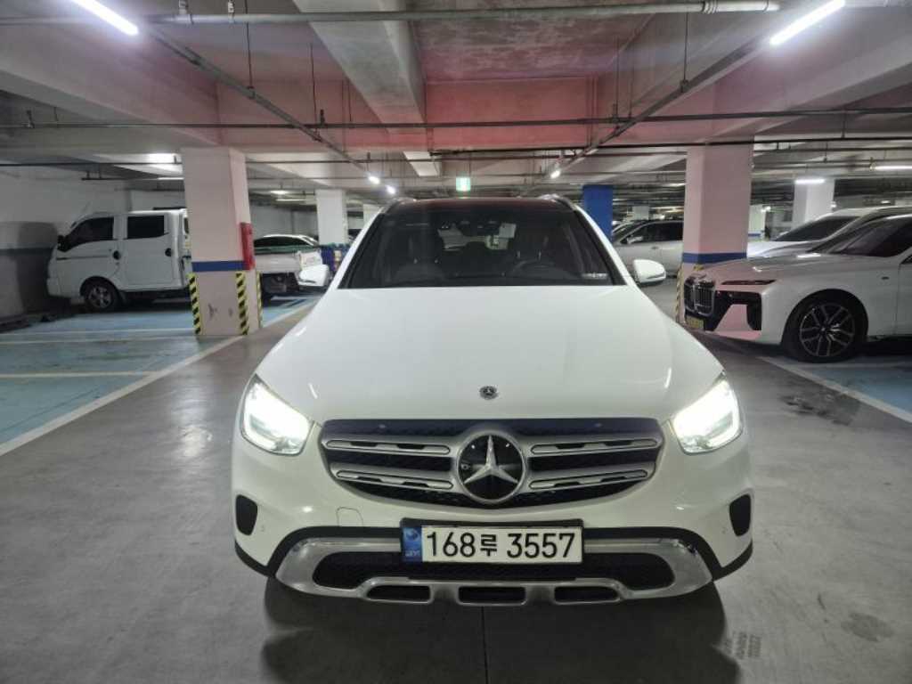 Mercedes Benz GLC Class 2021 Blanco - Importación desde Corea - HF Imports Iquique - Foto 1