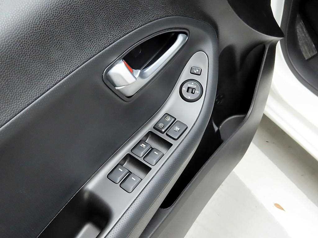 KIA Morning - Vista 11