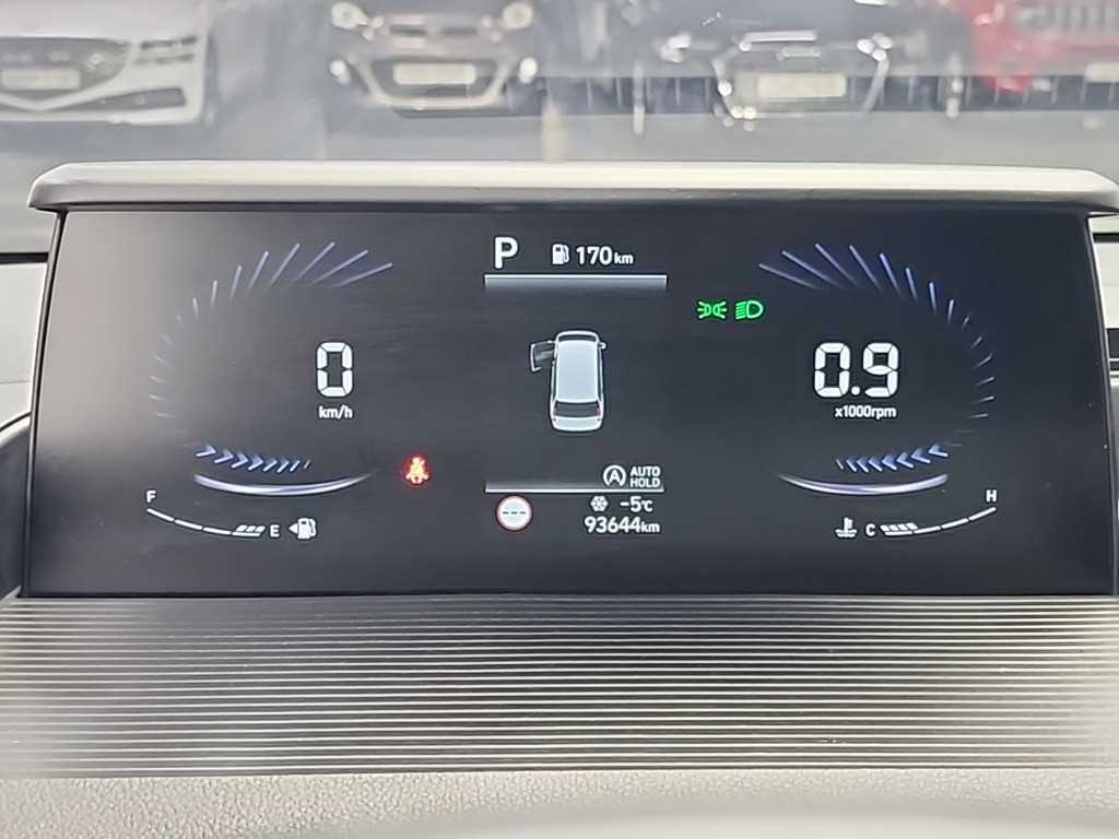 HYUNDAI Staria - Vista 6